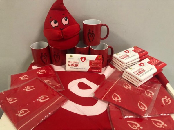 Во имя жизни: сотрудники Администрации Екатеринбурга стали донорами крови