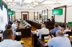 Алексей Орлов встретился с игроками и тренерами мини-футбольного клуба «Синара» Алексей Орлов встретился с игроками и тренерами мини-футбольного клуба «Синара»