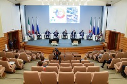 Алексей Орлов принял участие в работе сессии Веронского евразийского экономического форума