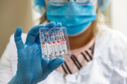 Можно даже беременным: Александр Харитонов рассказал о ходе вакцинации от COVID-19