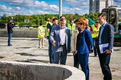 Поручение Главы Екатеринбурга: комиссия проконтролировала ремонт улицы Луганской