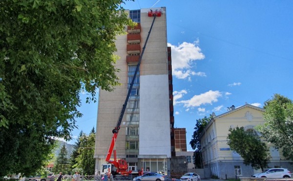 Художники из России и Италии превратят студенческое общежитие в арт-объект