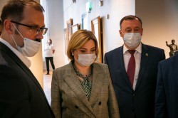 Долгожданное открытие: «Эрмитаж-Урал» распахнул двери в Екатеринбурге Долгожданное открытие: «Эрмитаж-Урал» распахнул двери в Екатеринбурге