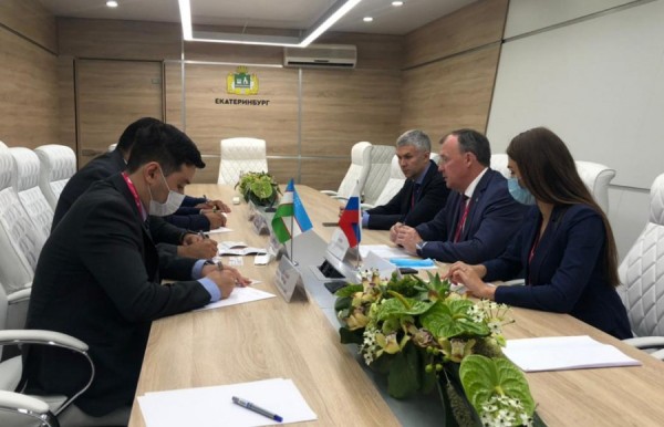 Алексей Орлов провёл встречу с хокимом Бухары Джамолом Носировым