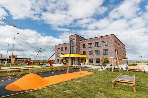 Глава Екатеринбурга оценил ход строительства социальных объектов в Солнечном Глава Екатеринбурга оценил ход строительства социальных объектов в Солнечном