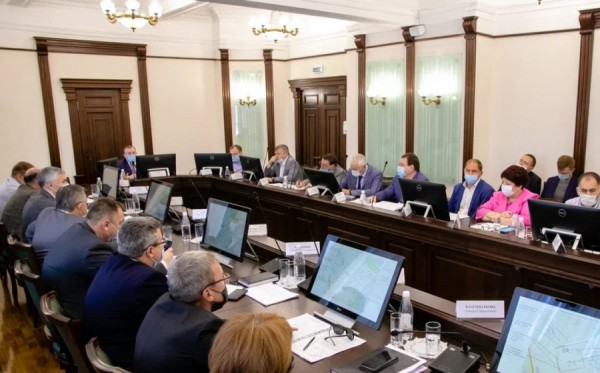 Алексей Орлов заявил о завершении первого этапа работ по нанесению разметки в Екатеринбурге