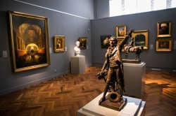 Долгожданное открытие: «Эрмитаж-Урал» распахнул двери в Екатеринбурге Долгожданное открытие: «Эрмитаж-Урал» распахнул двери в Екатеринбурге