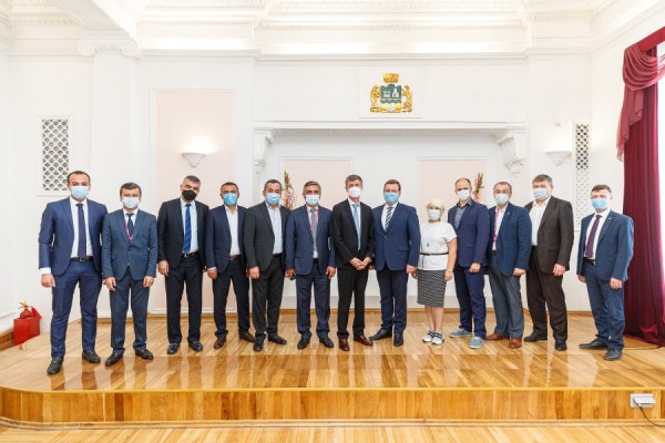 Представители Екатеринбурга и Узбекистана обсудили развитие двусторонних отношений