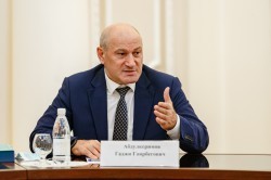 Алексей Орлов: &laquo;Екатеринбург и Махачкалу связывают добрые партнёрские отношения&raquo;