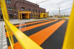 Глава Екатеринбурга оценил ход строительства социальных объектов в Солнечном Глава Екатеринбурга оценил ход строительства социальных объектов в Солнечном