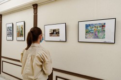 Выставка юных художников «Самозанятый гражданин» проходит в Администрации Екатеринбурга Выставка юных художников «Самозанятый гражданин» проходит в Администрации Екатеринбурга
