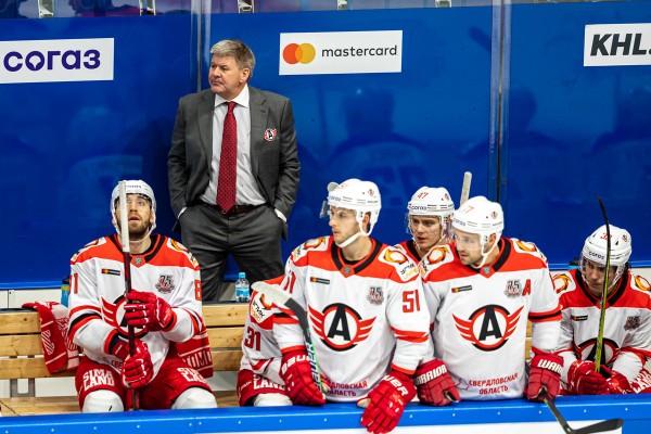 Билл Питерс о матче в Уфе: «Удаления в очередной раз нас подвели»