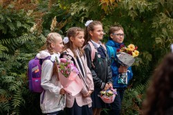 Алексей Орлов поздравил учащихся и педагогов Екатеринбурга с Днём знаний