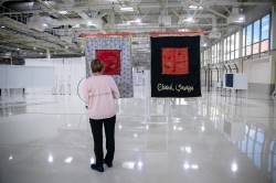 Уральская биеннале современного искусства торжественно открылась в Екатеринбурге Уральская биеннале современного искусства торжественно открылась в Екатеринбурге