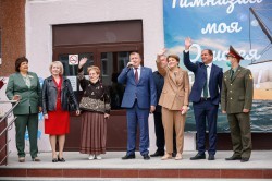 Алексей Орлов поздравил учащихся и педагогов Екатеринбурга с Днём знаний