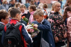 Алексей Орлов поздравил учащихся и педагогов Екатеринбурга с Днём знаний