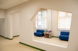 Юные екатеринбуржцы, проживающие в центре, получили новое школьное здание