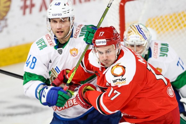 Хоккей: «Автомобилист» победил «Салават Юлаев», забив гол с финальной сиреной