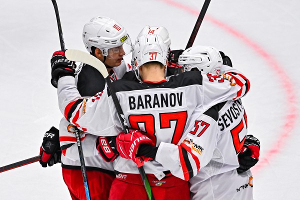 «Горняк-УГМК» в овертайме обыграл «Омские Крылья»