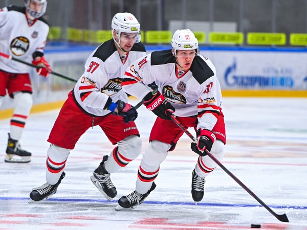 «Горняк-УГМК» в овертайме обыграл «Омские Крылья»