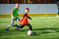 Муниципалитет открыл спортивный корт у дома, где жил Павел Дацюк