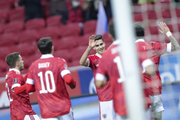 Футбол: сборная России одержала третью победу подряд в отборе на ЧМ-2022