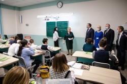 Алексей Орлов открыл обновлённую школу в посёлке Северка