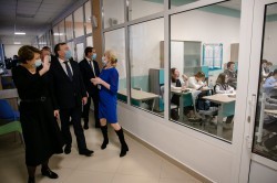 Алексей Орлов открыл обновлённую школу в посёлке Северка