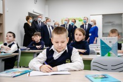 Алексей Орлов открыл обновлённую школу в посёлке Северка