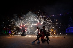 Нарядный каток стал новогодним подарком школе от социально ответственного бизнеса Нарядный каток стал новогодним подарком школе от социально ответственного бизнеса