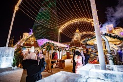 Алексей Орлов торжественно открыл главный ледовый городок Екатеринбурга