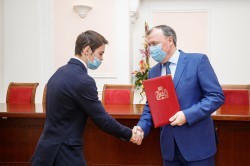 Алексей Орлов: «Екатеринбург гордится победами юных каратистов»