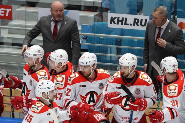 Николай Заварухин и Юрий Михайлис о матче «Барыс» - «Автомобилист»