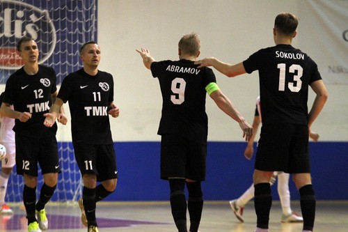 Мини-футбол: «Синара» и «Новая генерация» на двоих забили десять мячей