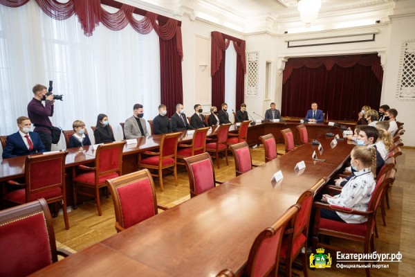 Алексей Орлов: «Екатеринбург гордится победами юных каратистов»