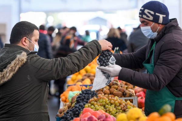 Роспотребнадзор приостановил ввоз в Россию турецких и иранских продуктов