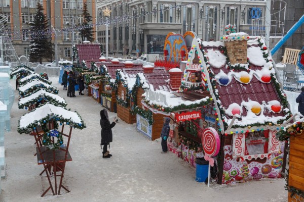Новогодняя ярмарка 1 января откроет новый сезон в столице Урала Новогодняя ярмарка 1 января откроет новый сезон в столице Урала