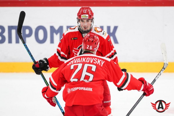 Хоккеисты «Авто» дважды сыграют с «Белыми Медведями»