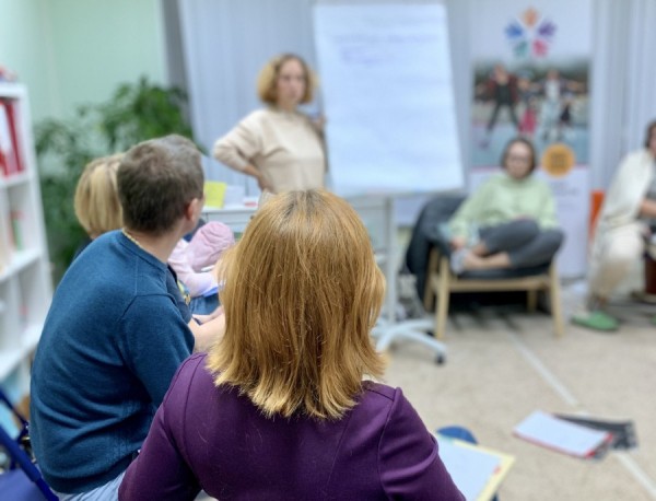 Школа приёмных родителей приглашает на занятия в Новом году