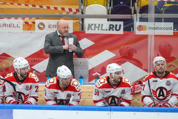 Николай Заварухин и Борис Миронов о матче «Спартак» - «Автомобилист» Николай Заварухин и Борис Миронов о матче «Спартак» - «Автомобилист»