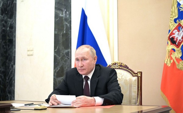 Владимир Путин поручил Правительству проиндексировать обеспечение военных пенсионеров на 8,6 %