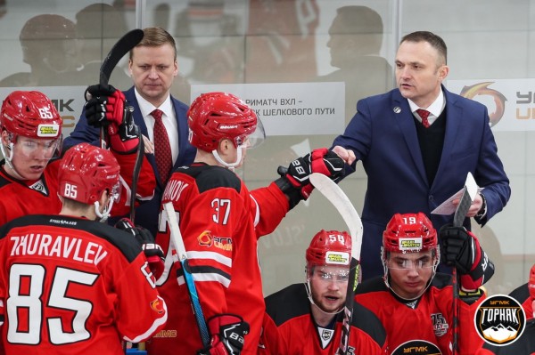 Приглашаем на матчи «Горняка-УГМК»!