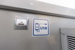 Видели трёхсекционный трамвай? Новый вагон начал курсировать по улицам Екатеринбурга