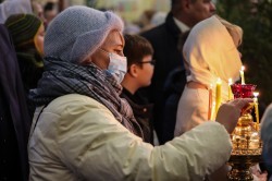 Православные христиане Екатеринбурга отмечают светлый праздник Рождества Христова Православные христиане Екатеринбурга отмечают светлый праздник Рождества Христова