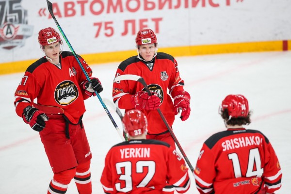 «Горняк-УГМК» вырвал победу у лидера ВХЛ!