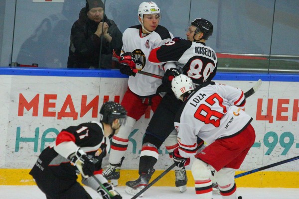 «Горняк-УГМК» разгромил в гостях «Тамбов» «Горняк-УГМК» разгромил в гостях «Тамбов»