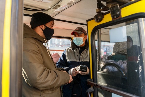 Передаём за проезд: сколько платят граждане за билеты в других городах России