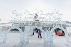 Взяли штурмом: спортсмены Екатеринбурга отметили закрытие ледового городка