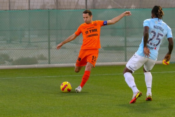 Футбол: «Урал» одержал волевую победу в матче с «Ригой» Футбол: «Урал» одержал волевую победу в матче с «Ригой»