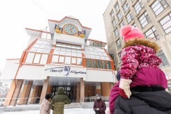 Первый спектакль для юных горожан состоялся в Екатеринбургском театре кукол